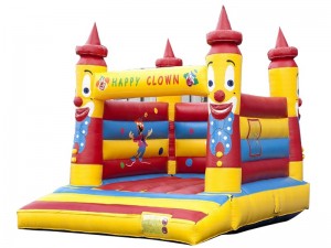 A Guide to Booking Bouncy Castles During Peak Seasons in the UK A Guide to Booking Bouncy Castles During Peak Seasons in the UK
